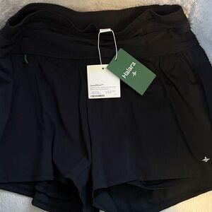 HALARA Black Athletic Shorts with High Waist